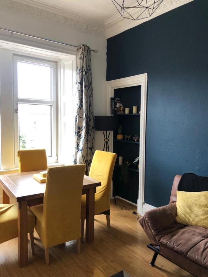 Lovely 2 Bedroom Apartment Close To City Centre Edimburgo Exterior foto